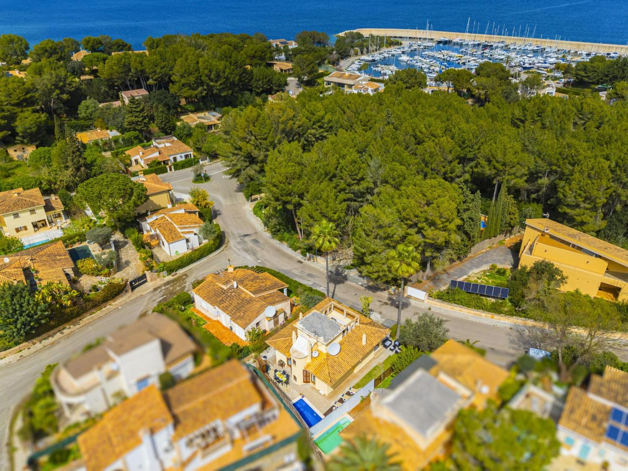 Quart Villa *